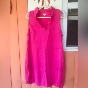 Crown & Ivy Fuchsia Ruffle Collar Top